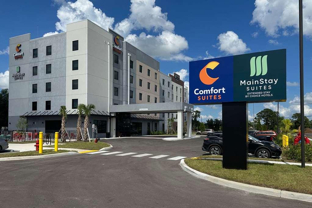 Comfort Suites Fort Myers East I-75 Экстерьер фото