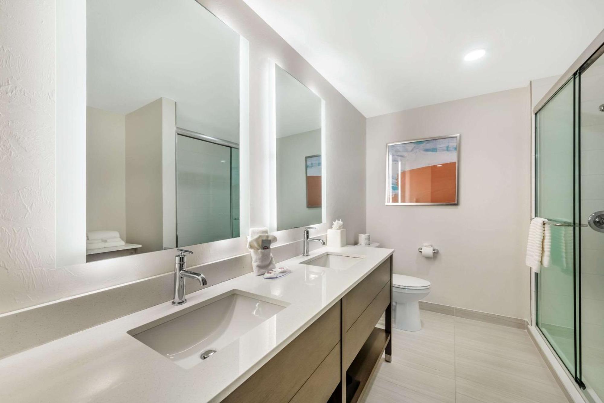Comfort Suites Fort Myers East I-75 Экстерьер фото
