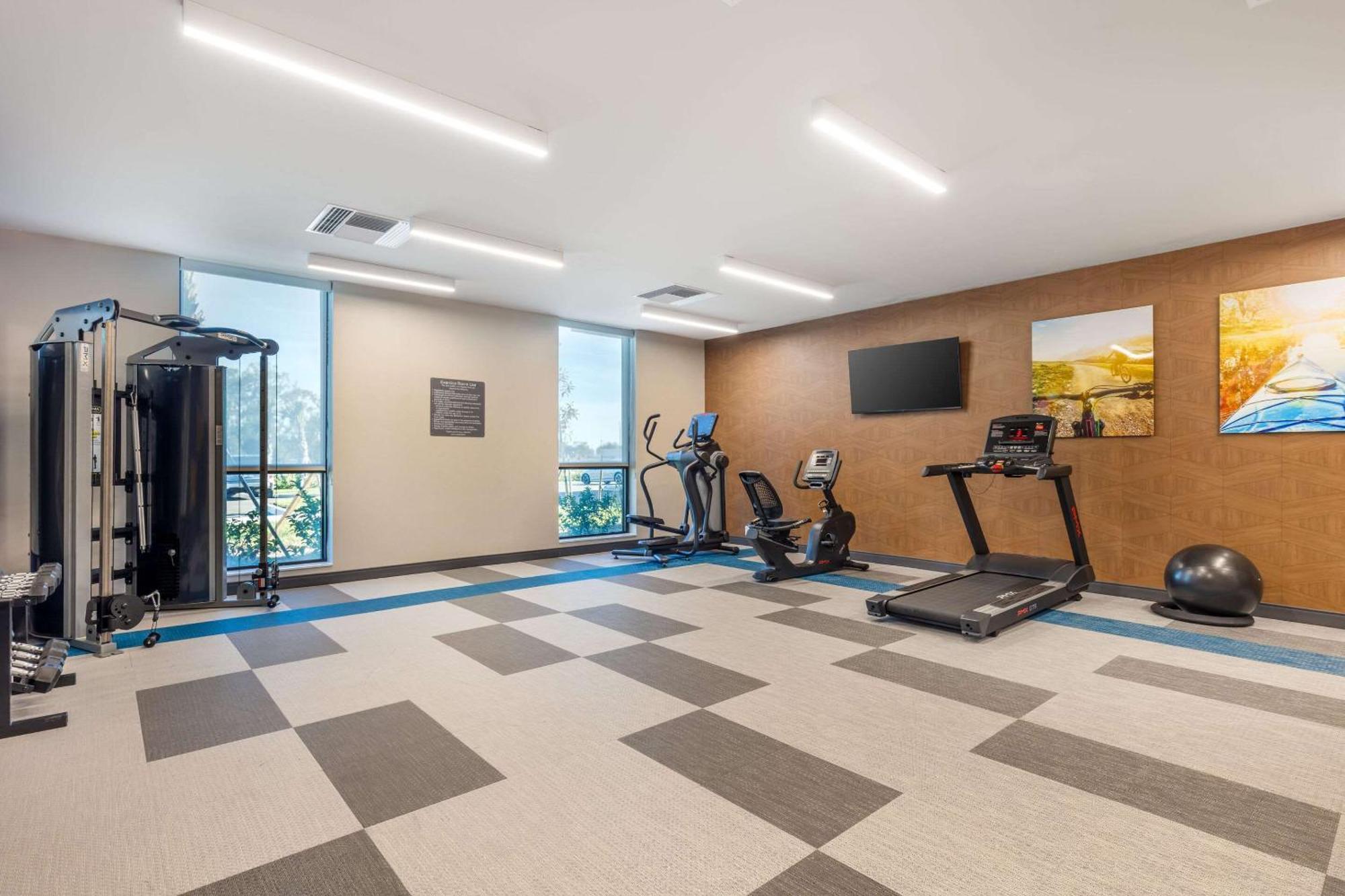 Comfort Suites Fort Myers East I-75 Экстерьер фото